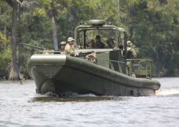 Фронт на Дніпрі. Як моряки оборонятимуть Київ і звільнятимуть Херсон (ФОТО)