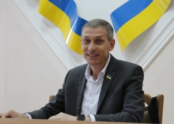 Зеленський звільнив голову Миколаївської РДА Мухарського