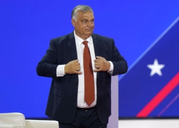 Зіпсували свято: уряд Орбана звільнив керівників метеослужби за невірний прогноз погоди