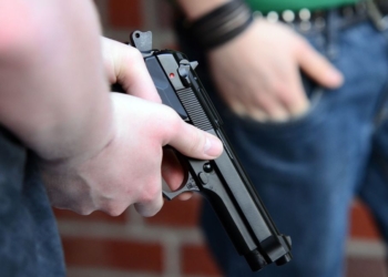 Россійський офіцер застрелив таксиста-азербайджанця за слова проти війни в Україні