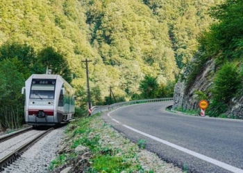Укрзалізниця відновила в Карпатах колію, збудовану за часів Австро-Угорщини. Коли Румунія зробить те саме, буде добре всім (ФОТО)