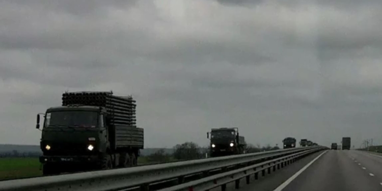 Через Крим на окупований південь України перекидають російських добровольців (ВІДЕО)