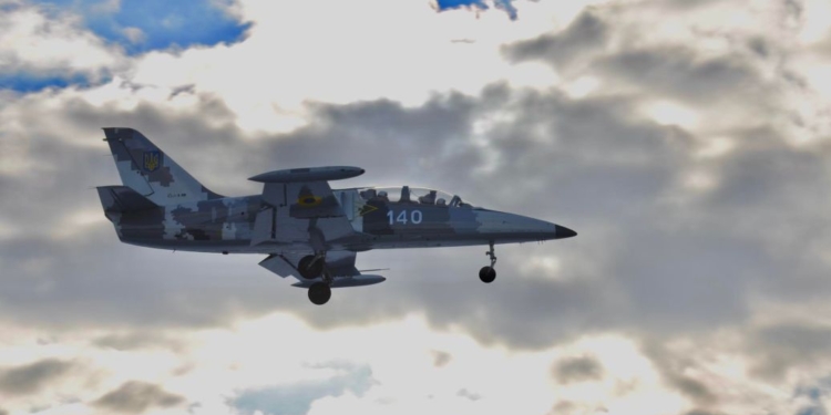 Стало відомо, як Україна зберегла свої літаки в перші дні війни (ВІДЕО)