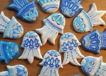 У Миколаєві відновили випуск сувенірів з унікальним таврійським розписом