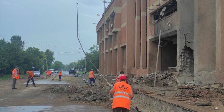 Вночі россіяне двома ракетами вдарили по Чорноморському універсітету ім.П.Могили в Миколаєві (ФОТО)