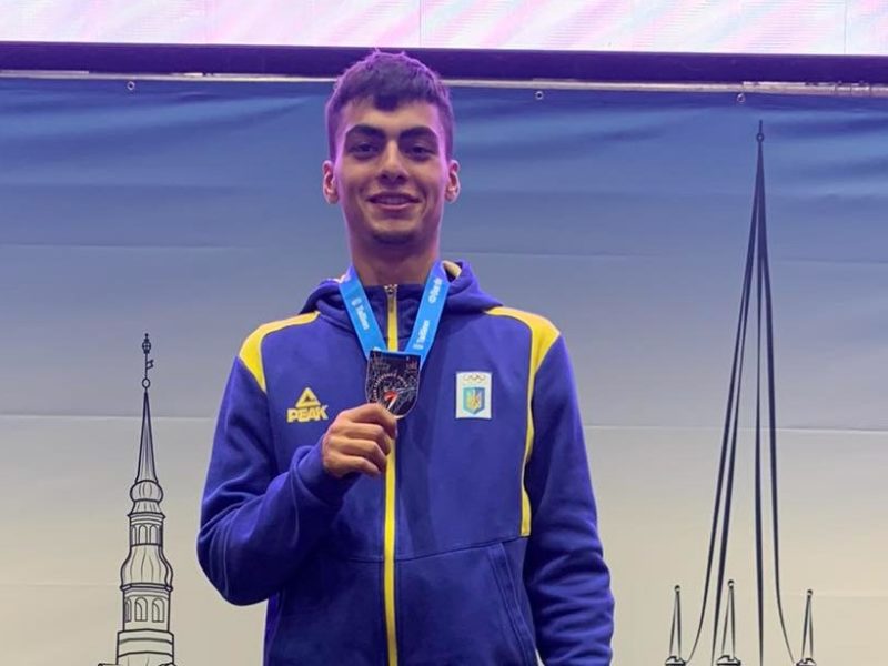 Миколаївський тхеквондист Сімур Мірзоєв став срібним призером чемпіонату Європи в категорії “Молодь”