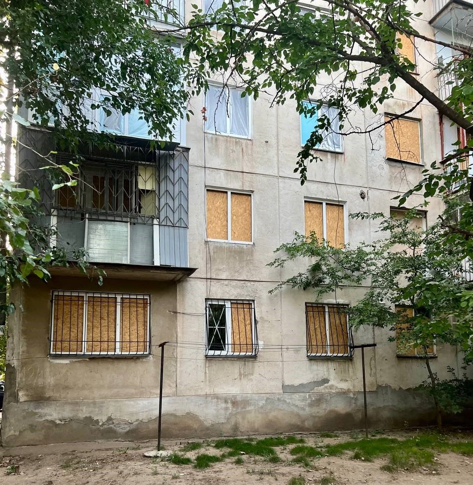 В Миколаєві російськими обстрілами пошкоджено 595 багатоповерхівок і 840 приватних будинків – мер (ФОТО) 1