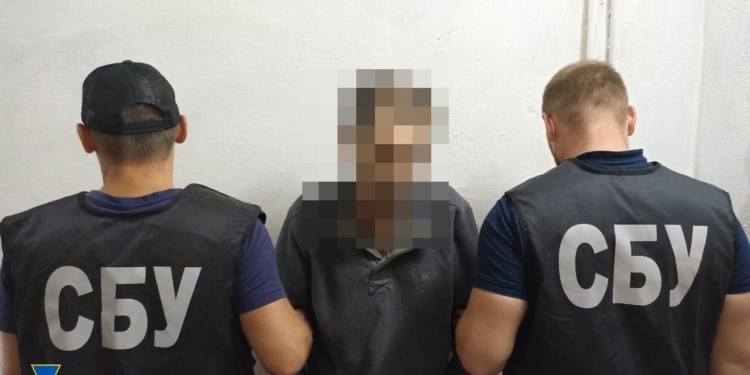 СБУ затримала ще одного коригувальника у Миколаєві (ФОТО)