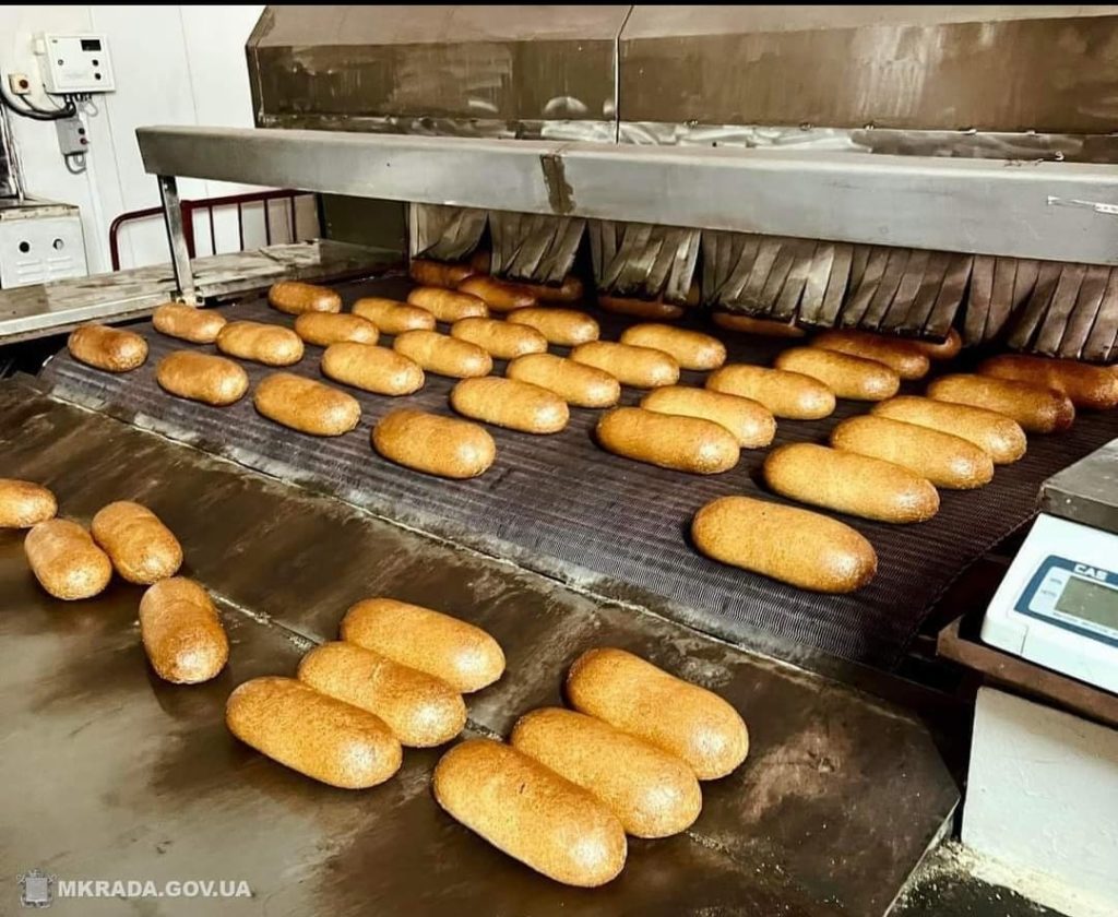В Миколаєві з 12 вересня припиняють роздавати безкоштовний хліб. Тимчасово 1