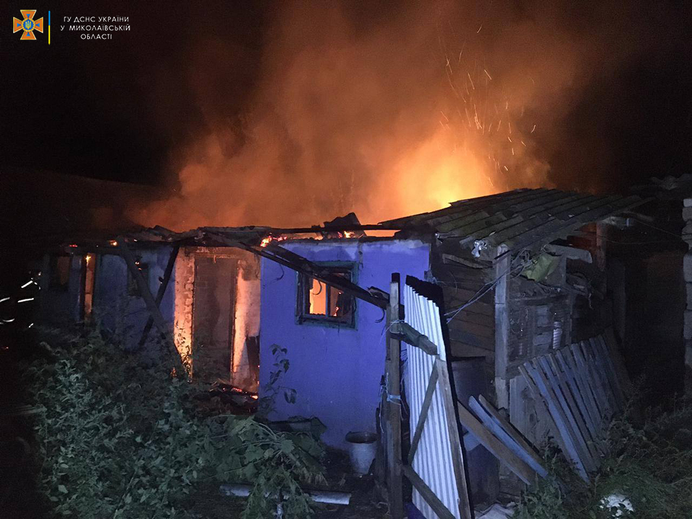 З 4 пожеж за добу на Миколаївщині одна спалахнула через російські обстріли 1