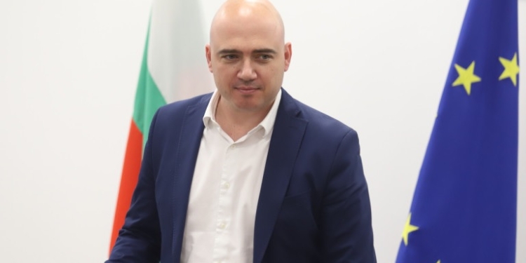 В Болгарії програму розміщення українських біженців в готелях продовжили до кінця жовтня. Що буде далі, невідомо