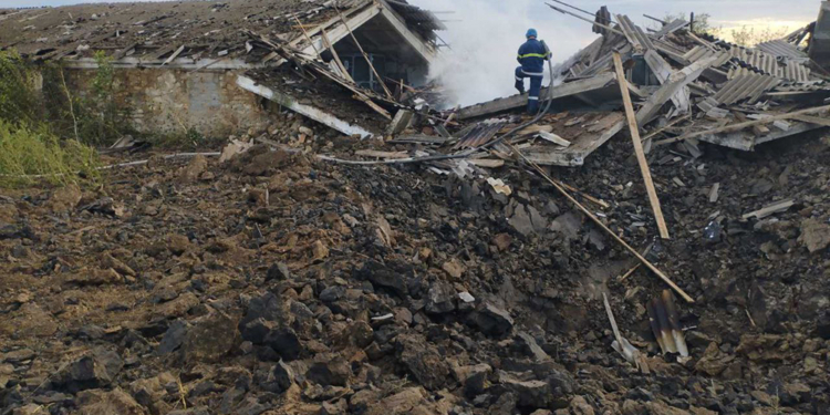 За добу на Миколаївщині з 3 пожеж одна спалахнула через російські обстріли (ФОТО)