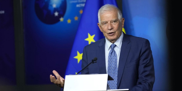 «Якщо Україна ще не виграла війну, то Росія, напевно, програє» – Жозеп Боррель