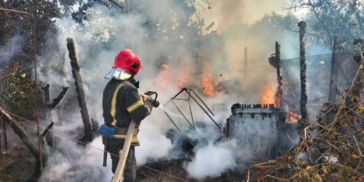 На Миколаївщині за добу було 5 «мирних» пожеж (ФОТО)