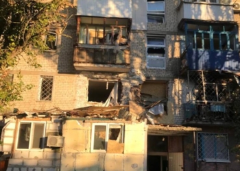 Нічний обстріл Миколаєва росіянами – пошкоджені житлові будинки і водопровідна мережа, – мер