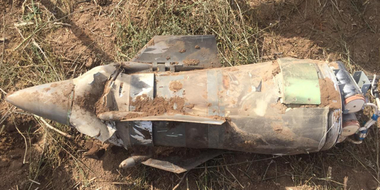 В Миколаєві рятувальники деблоковували мешканців будинку, який вночі потрапив під російський обстріл