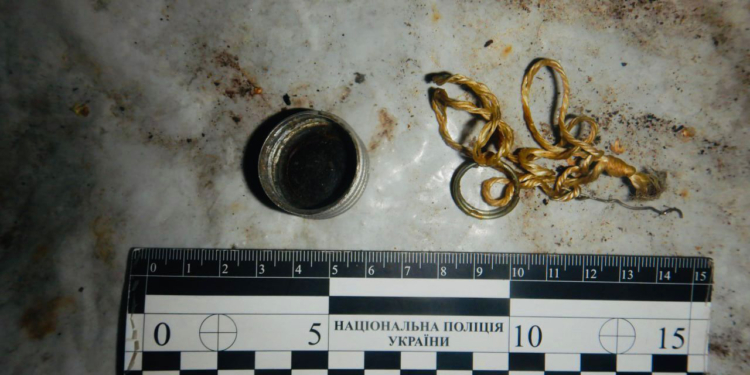 На Миколаївщині пенсіонер вистрелив в голову дружини з ракетниці – жінка в тяжкому стані в лікарні