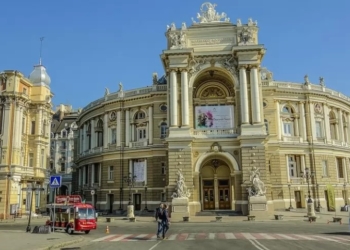 Після мобілізації у рф путін планує кинути війська на Харків та Одесу – Bloomberg