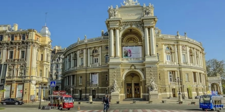 Після мобілізації у рф путін планує кинути війська на Харків та Одесу – Bloomberg