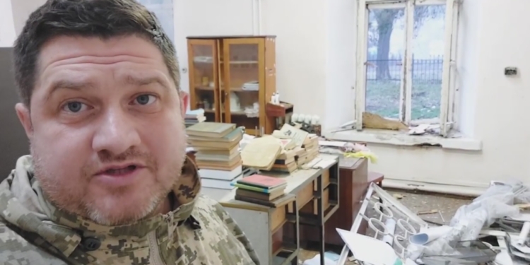 Внаслідок нічної ракетної атаки по місту постраждали коледж та музей (ВІДЕО)