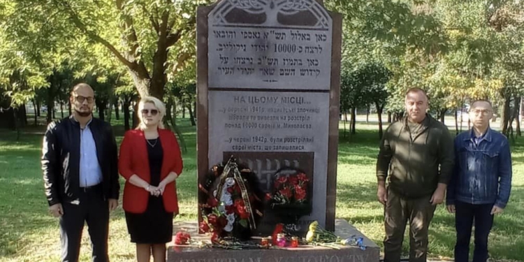 У Миколаєві вшанували пам’ять жертв Бабиного яру (ФОТО)