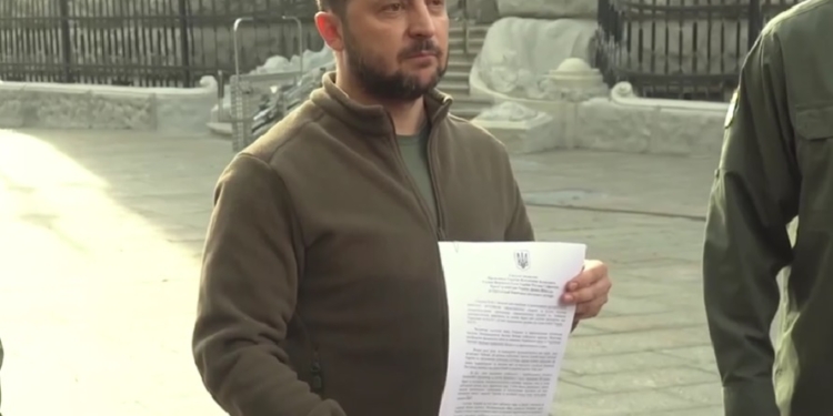 Україна підписала заявку на вступ у пришвидшеному порядку до НАТО. Звернення Зеленського (ВІДЕО)