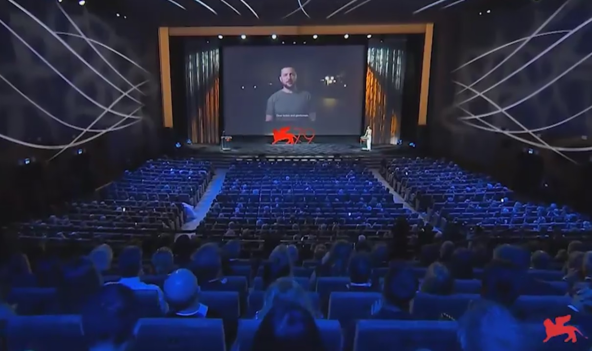 Зеленський відкрив Венеційський кінофестиваль промовою про війну, яку росія розв’язала в Україні (ВІДЕО)