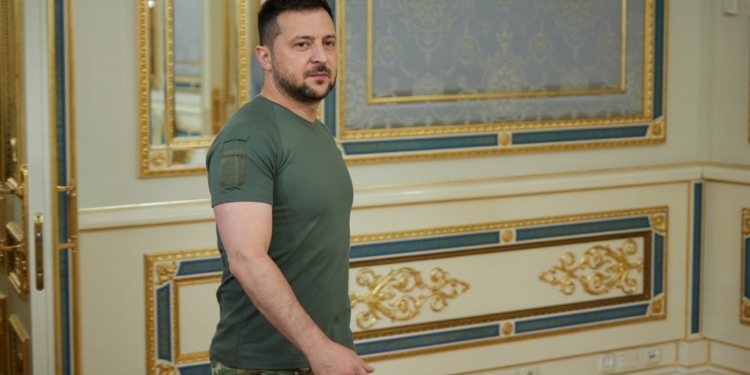 Зеленський призначив начальників 11 новоутворених ОВА в Херсонській області