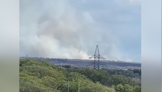 Знову щось горить в районі аеродрому в Саках (ВІДЕО)