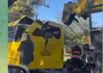 В Одесі кран протаранив маршрутку – поки що відомо про 6 постраждалих (ФОТО, ВІДЕО)