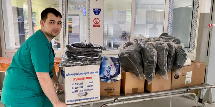 Гуманітарний штаб Замазєєвої за день зібрав більше 40 тис. грн. на потреби поранених військових (ФОТО)