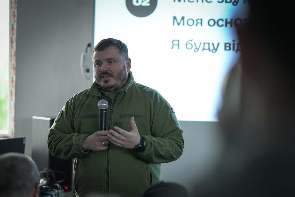Двісті учасників першого оборонного хакатону IDI Camp запропонували свої розробки для українського війська (ФОТО) 3