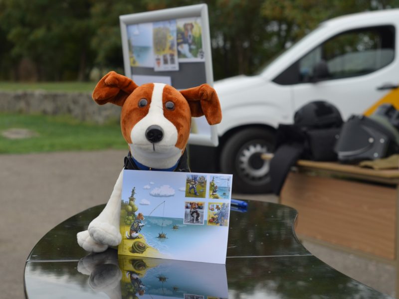 В Миколаєві відбулося спецпогашення марки, присвяченої псу Патрону (ФОТО)