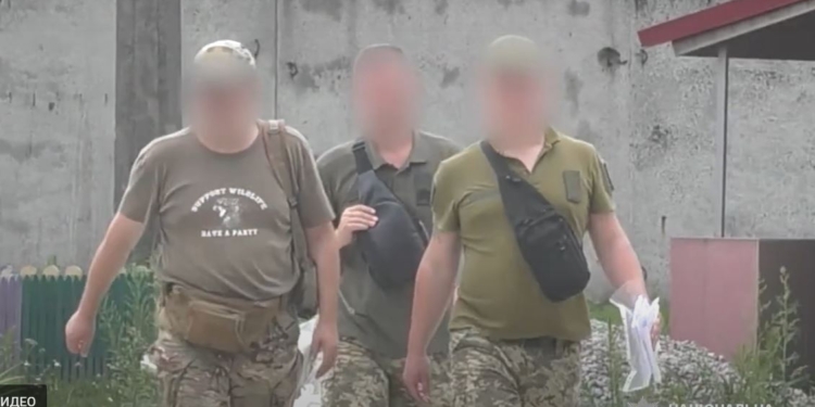 Скандальна історія. МВД оприлюднило деталі справи, за якою були обшуки у волонтерів. Зеленський теж висловився (ВІДЕО)