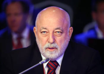 ФБР у Нью-Йорку провело обшуки у Вексельберга – його вважають  “гаманцем” путіна