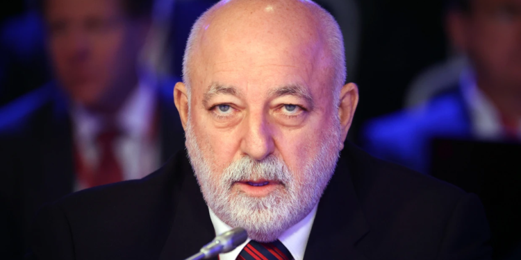 ФБР у Нью-Йорку провело обшуки у Вексельберга – його вважають  “гаманцем” путіна