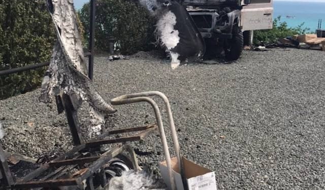 На віллі пропагандиста кисельова у Криму невідомий спалив дві машини (ВIДЕО)