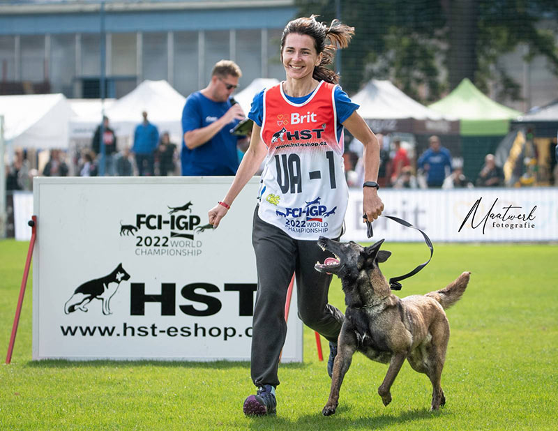 Українка зі своєю собакою стала чемпіонкою світу з дресирування (ФОТО) 5