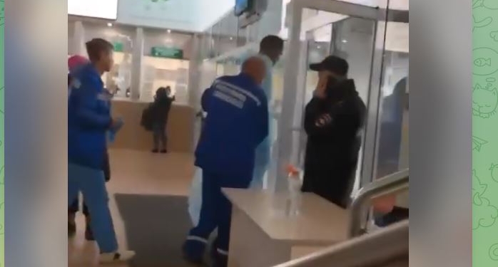 В Рязані на вокзалі чоловік влаштував самопідпал – сказав, що не хоче на війну (ВІДЕО)