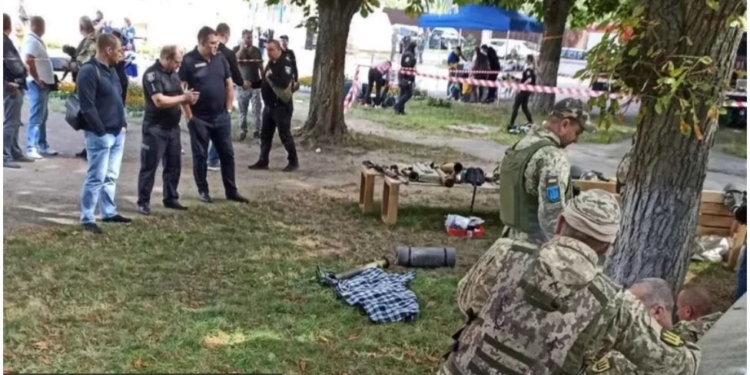 Трагедія в Чернігові. Постраждалих від вибуху на виставці вже 11. Що розповідають очевидці (ВІДЕО)