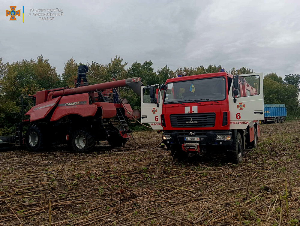 З 5 пожеж на Миколаївщині за добу дві спалахнули через російські обстріли (ФОТО) 11