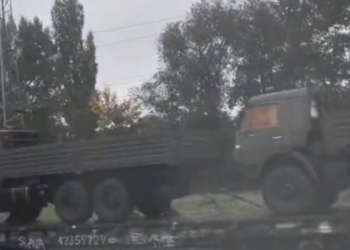 В Ростовській області помічено ешелон з “надсучасною” технікою росіян (ВІДЕО)