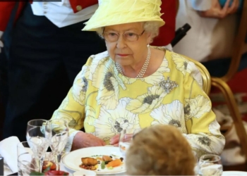 Кухар Єлизавети ІІ розкрив секрет страви її довголіття. Ви теж так можете