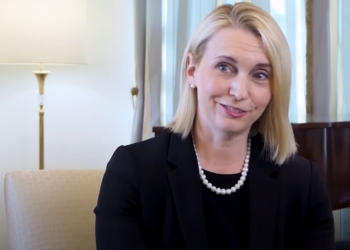 Посол США в Україні не чекає швидкого закінчення війни, але знає про реакцію на ядерну загрозу (ВІДЕО)