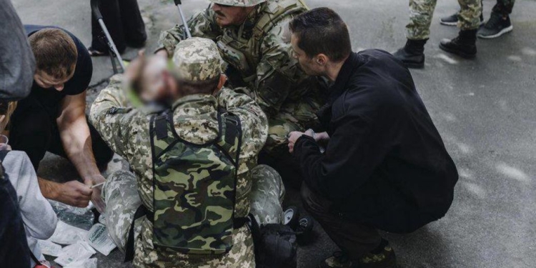 ДБР повідомило про підозру причетним до вибуху в Чернігові 2 військовим (ВІДЕО)