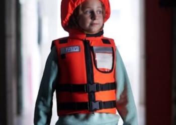 У Львові почали виготовляти дитячі бронежилети – для евакуації дітей із зон бойових дій (ФОТО)