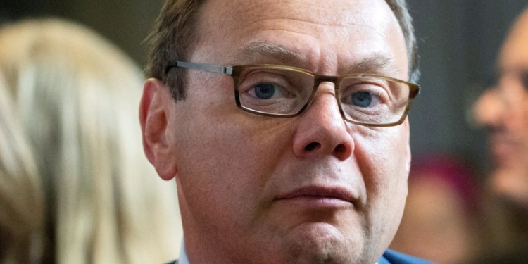 Російський бізнесмен Фрідман хоче віддати $1 млрд. на відновлення України. Що натомість, і скільки таких може бути