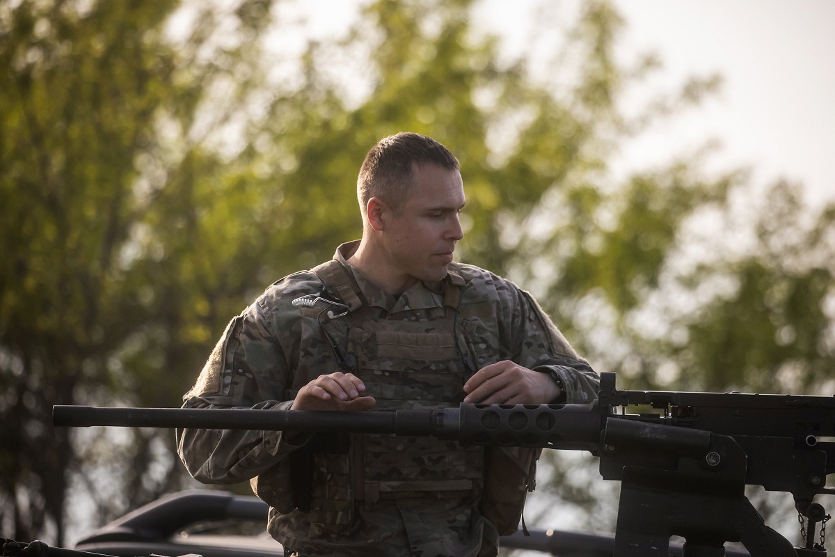 Поки плацдарм на правому березі існує, під загрозою і Миколаїв, і Одеса, – Роман Костенко про бої за південь, СБУ, монобільшість і Залужного