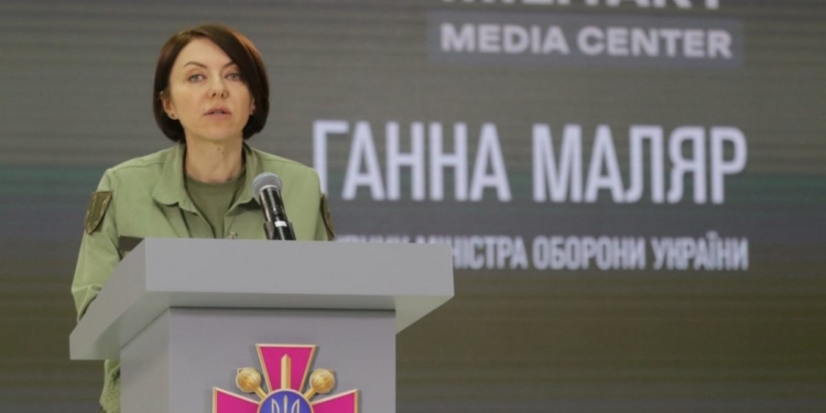 Війна буде довгою: на склади Міноборони поступили перші 10 тис. зимових військових курток (ВІДЕО)