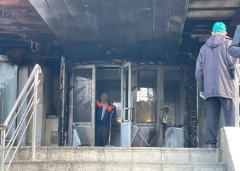 В Тольятті підпалили двері міської адміністрації, а в Нижньому Новгороді – військовий комісаріат